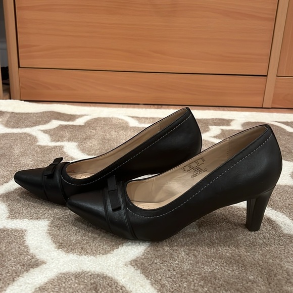 Laura Scott Women’s Heels/ Black/ Size 7M - Picture 6 of 9